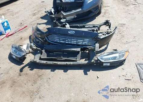 2013 Ford Fusion Se z USA, uszkodzony, nr VIN 3FA6P0HR6DR302056